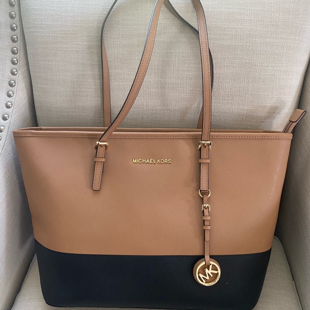 Michael Kors tote